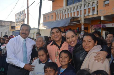 Asiste ADF al informe de Yauhquemehcan y al desfile de feria de Zacatelco imagen 2