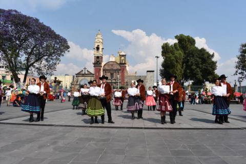 Ayuntamiento fomenta la cultura y las tradiciones con un encuentro Folklorico imagen 3