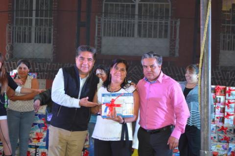 A lo largo y ancho del Municipio de Calpulalpan festejan “Día de las Madres” imagen 11