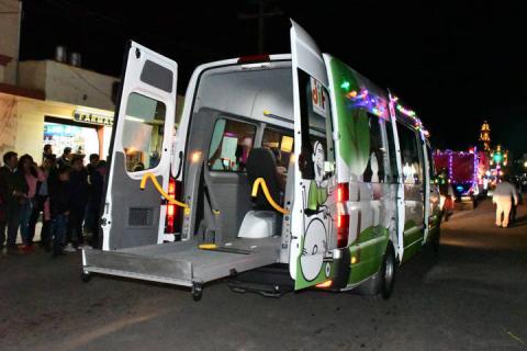 Llega la navidad al pueblo mágico de Tlaxco con emotivo desfile imagen 16