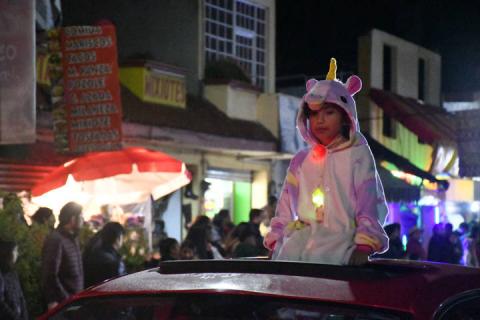 Llega la navidad al pueblo mágico de Tlaxco con emotivo desfile imagen 10