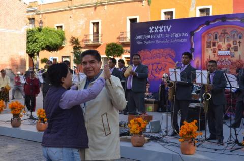 Participa Calpulalpan en XXXIV Concurso de Ofrendas "Desiderio Hernández Xochitiotzin" imagen 2