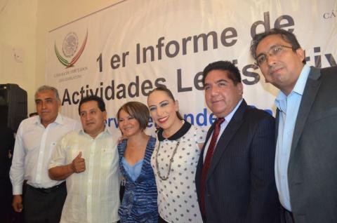 Felicita ADF a MHR por su primer informe legislativo