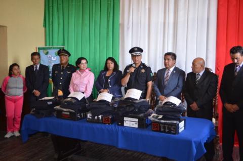 Equipan con uniformes al total elementos de Seguridad Publica Municipal de Calpulalpan imagen 3