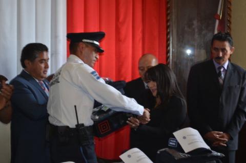 Equipan con uniformes al total elementos de Seguridad Publica Municipal de Calpulalpan imagen 5