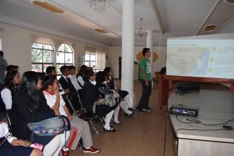 Alumnos de China promueven la historia de Beijing en Zacatelco imagen 3