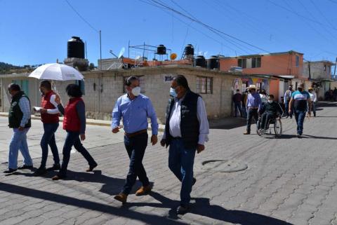 Ejerce Nanacamilpa gobierno de resultados; entregan adoquinamiento en Miguel Lira y Ortega imagen 3