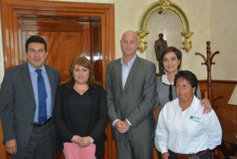Firman DIF capitalino y Maxi Gas convenio imagen 2