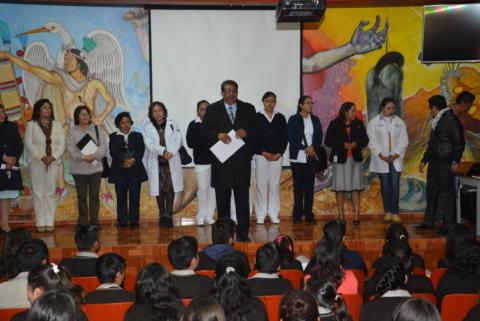 Previenen Ayuntamiento y Centro de Salud Urbano de Tlaxcala sobre embarazos en adolescentes imagen 2
