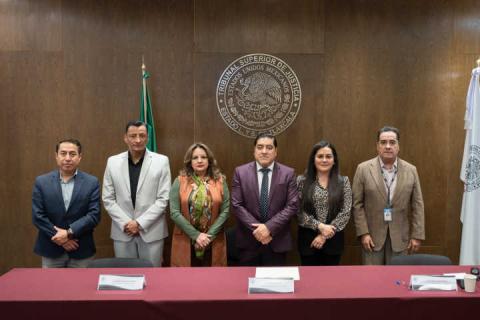 Entrega INEGI Reconocimientos a Enlaces Operativos del Poder Judicial del Estado imagen 1