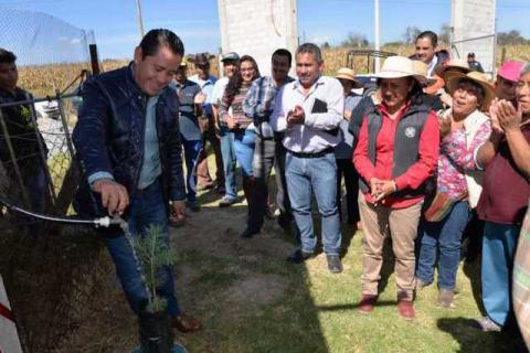 Alcalde impulsa el desarrollo en 2 comunidades con obras de impacto imagen 1