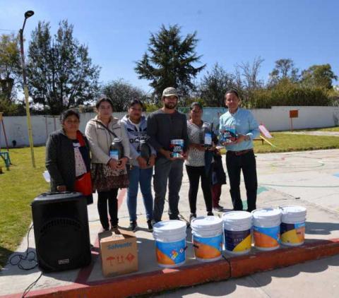 Alcalde mejora la imagen del preescolar Manuel Ávila Camacho con pintura imagen 2