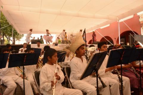 Clausuran Festival Cultural Tlaxcala Capital con la Guelaguetza y la Banda Mixe imagen 3
