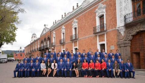 Encabezó Víctor Hugo Sánchez Arrío de Bandera en Palacio de Gobierno imagen 1