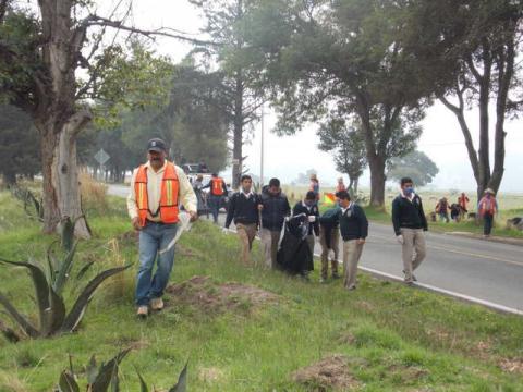 Realiza Ayto. de Nanacamilpa Jornada de Limpieza y Mejoramiento Urbano imagen 2