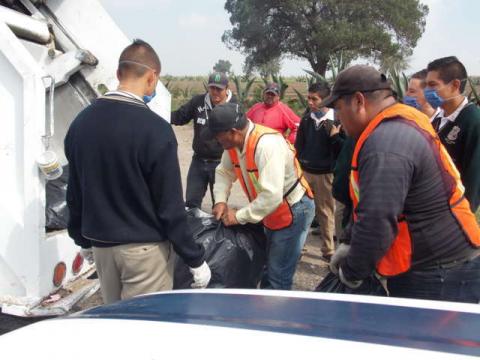 Realiza Ayto. de Nanacamilpa Jornada de Limpieza y Mejoramiento Urbano imagen 1