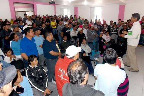 Acercan programa de trabajadores temporales México-Canadá en Nanacamilpa imagen 1