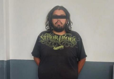 Arresta Policía de Chiautempan a masculino con posesión de enervantes
