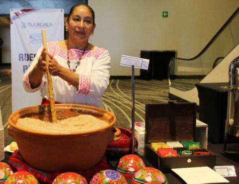 El cacao de Zacatelco, fundamental en conmemoración de 500 años México-España