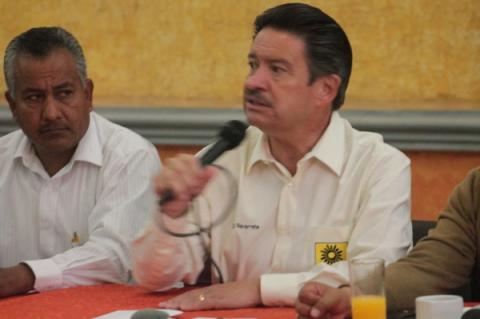 Poner de pide a militantes del PRD, pide Carlos Navarrete desde Tlaxcala