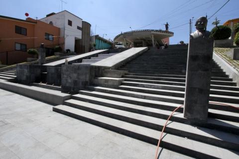 Lleva un avance de 90% rescate de escalinatas