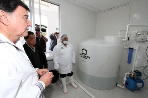 Inaugura MGZ sistema de captación de agua pluvial del CBTA de Tetlanohcan