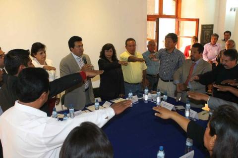 Instala Escobar Jardínez Consejo Municipal en Educación