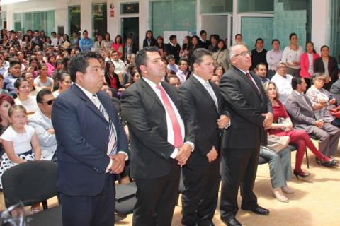 Tomó Rector protesta a nueva estructura directiva de la Facultad de Ciencias de la Educación