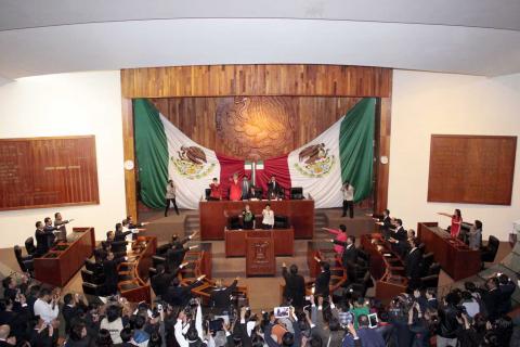 Piden en el Congreso del Estado atender juicio político en contra de consejeros electorales