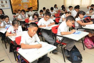 Hay en Tlaxcala 283 mil 11 alumnos en educación básica