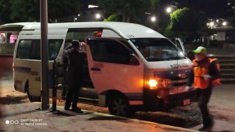 Se realizan los trabajos de sanitizacion en transporte público imagen 5