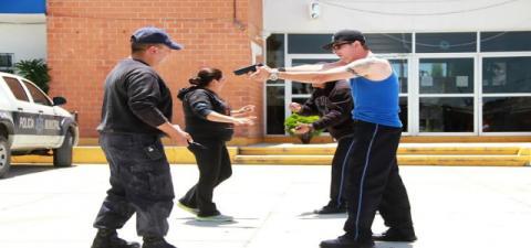 Policía de Apizaco detiene joven sujeto