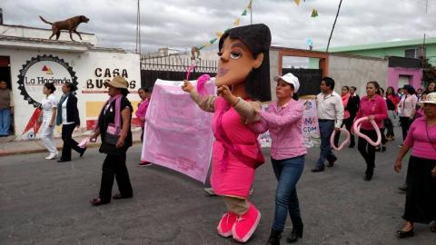 Zitlaltepec se suma con una caminata a la lucha de Cáncer de Mama imagen 3