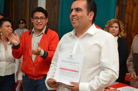 El apizaquense de Emilio Sánchez va por la Diputado Local del Distrito IV