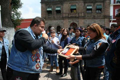 Elvira Salado Meza funge como madrina de asociación de motoristas “Motoclubs Unidos”