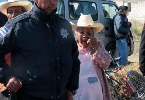 "La policía nos agredió, descuartizaron a mi nieto". Abuelo imagen 10