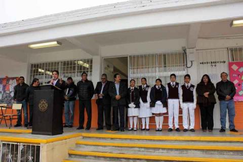 Reafirma Vicente Hernández Roldán su compromiso con la Educación de los Calpulalpenses imagen 6