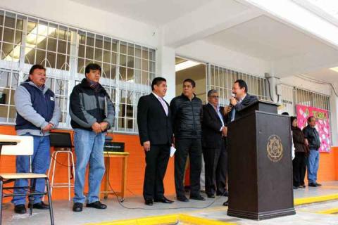 Reafirma Vicente Hernández Roldán su compromiso con la Educación de los Calpulalpenses imagen 2