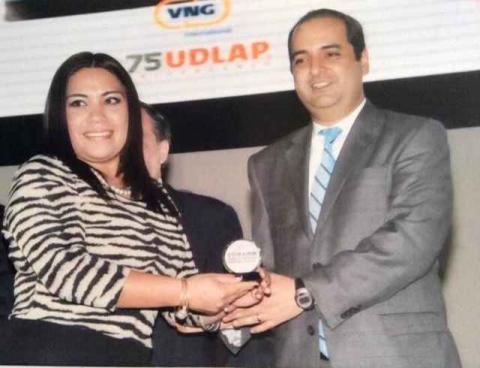 Recibe Katy Valenzuela Medalla a la Excelencia Municipal imagen 1