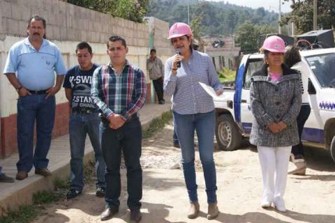 Inician obras de impacto social en Nanacamilpa imagen 3