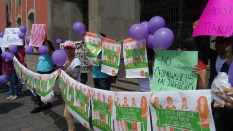 Reclaman mujeres a Evangelina presentar iniciativa regresiva imagen 1