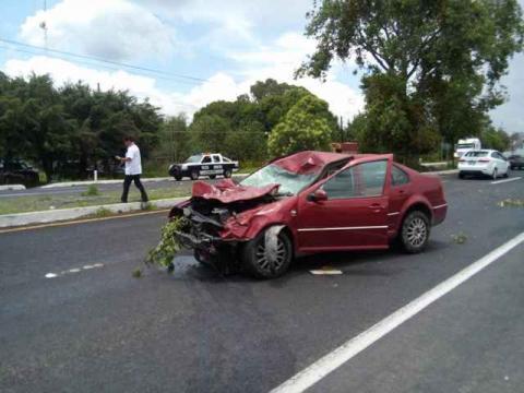 Aparatoso accidente en la carretera de la muerte imagen 3