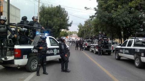 Alistan operativo policial para contener a maestros disidentes imagen 2