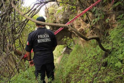 Sella Ayuntamiento de Totolac acceso a pinturas rupestres vandalizadas imagen 2