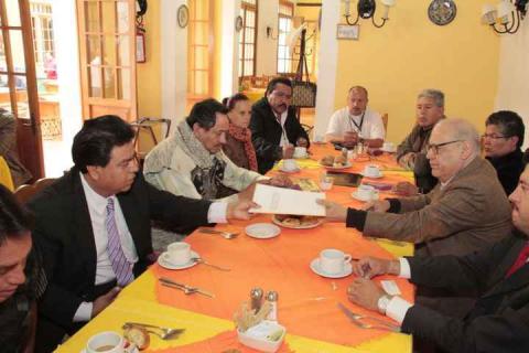 Gestiona alcalde de Totolac solución a problema de agua potable de Quiahuixtlán imagen 1