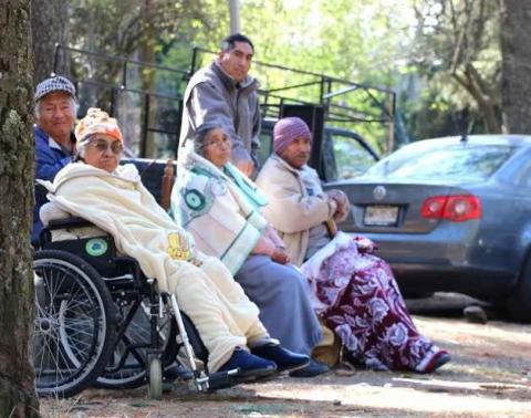 Llegan cientos de visitantes a la nieva de la Malintzi imagen 22