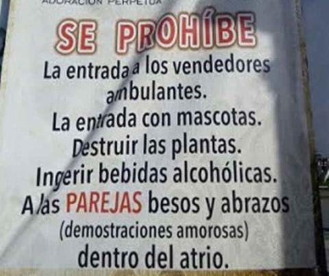 Prohíben las demostraciones amorosas en Iglesia de Zacatelco imagen 1