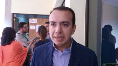Se aplicará reglamento a diputados faltistas: Humberto Macías