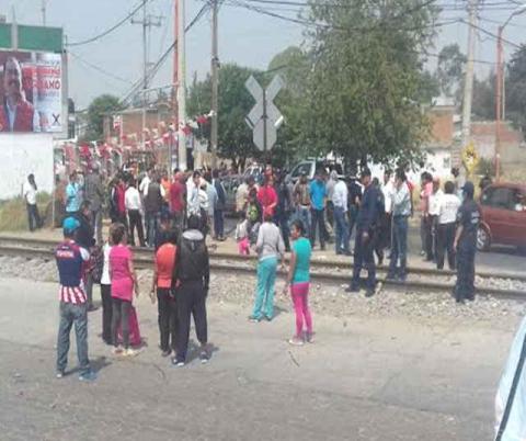 Violento enfrentamiento entre mototaxistas en Papalotla imagen 1