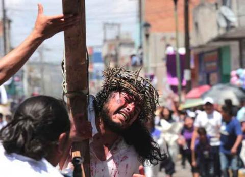 Viacrusis de Santa Ana Chiautempan 2016 imagen 4